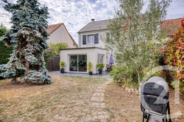 Maison à vendre  8 pièces - 160 m 2   ATHIS MONS  - 91