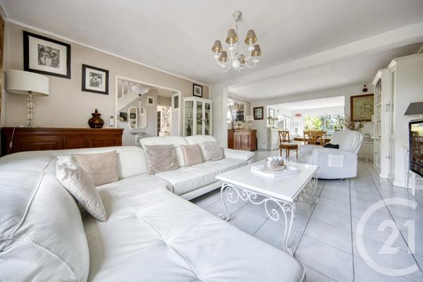 Maison à vendre  8 pièces - 160 m 2   ATHIS MONS  - 91