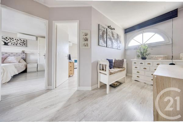 Maison à vendre  8 pièces - 160 m 2   ATHIS MONS  - 91