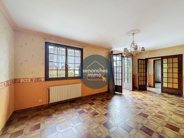 Maison à vendre à Val-au-Perche : 3 chambres, sous-sol total, terrain de 505 m² et combles de 38 m² à aménager. Potentiel et confort à découvrir !