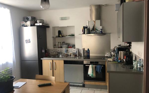 Maison à louer    4 pièces •  Rochefort