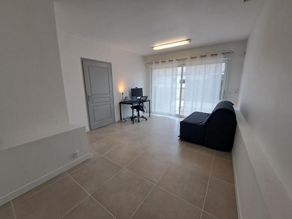 A LOUER - PLAISANCE DU TOUCH - Maison T8 de plain pied avec double garage et studio avec entrée indépendante - 5655