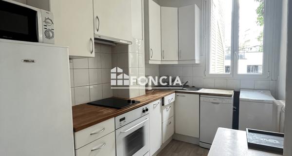 Location Appartement meublé 2 pièces 41.7 m² - Paris 75015