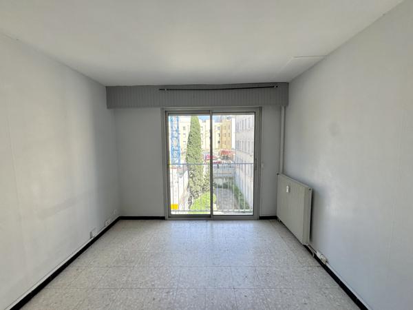 Marseille (13005) Studio 27m2 - Proche facultés