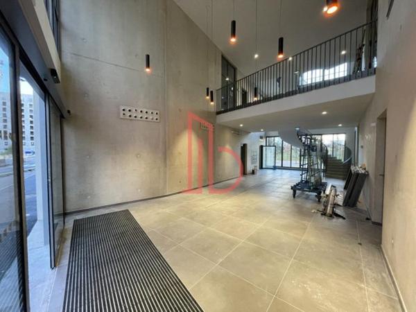 Local Commercial de 2071 m² à vendre à Bordeaux Euratlantique
