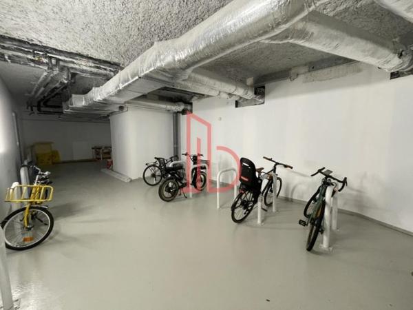 Local Commercial de 2071 m² à vendre à Bordeaux Euratlantique
