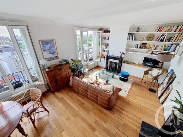 Appartement F3 à vendre  3 pièces - 53,82 m 2   COURBEVOIE  - 92
