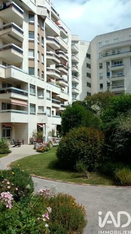 Appartement à vendre 2 pièces 45,8 m² Courbevoie