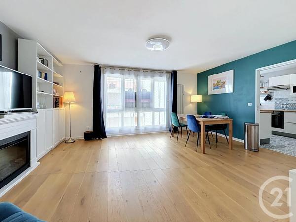 Appartement F5 à vendre  4 pièces - 97 m 2   CHARTRES  - 28