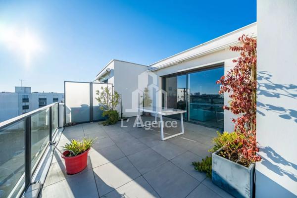 EXCLUSIF - HYPERCENTRE DE ROYAN - AU CALME