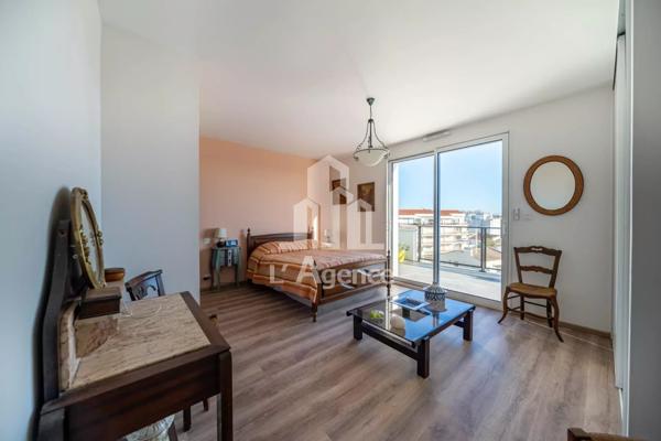 EXCLUSIF - HYPERCENTRE DE ROYAN - AU CALME