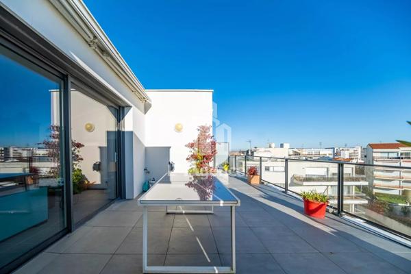 EXCLUSIF - HYPERCENTRE DE ROYAN - AU CALME