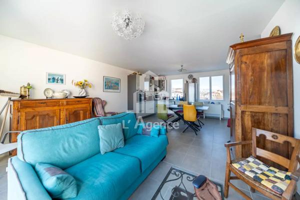 EXCLUSIF - HYPERCENTRE DE ROYAN - AU CALME