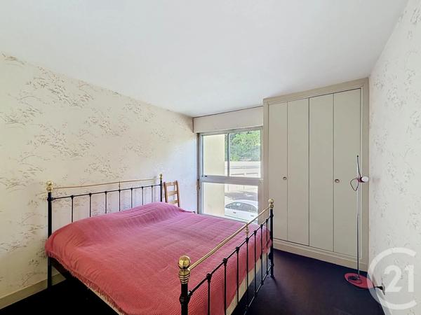Appartement F4 à vendre  4 pièces - 81 m 2   CHARTRES  - 28