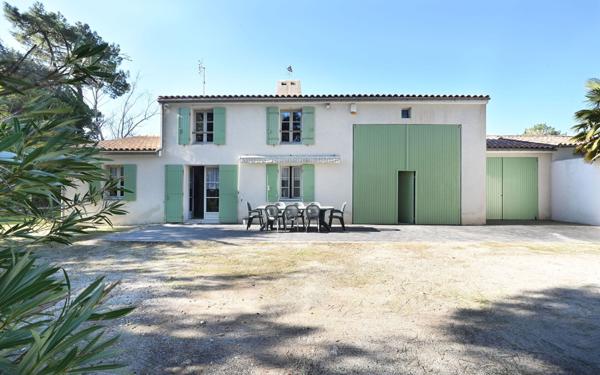 Maison à vendre    4 pièces •  Rivedoux-Plage