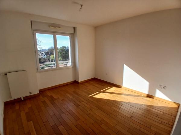 À vendre - T3/4, 4 pièces situé à Sainte-Geneviève-des-Bois (91700)