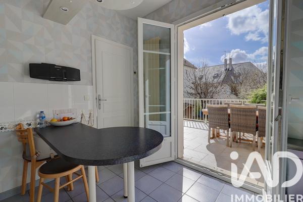 Maison à vendre 6 pièces 189 m² Rueil-Malmaison