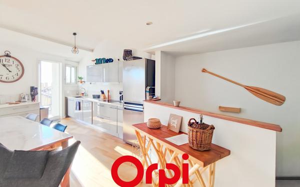 Appartement à vendre    4 pièces • 75,73 m2 Bandol