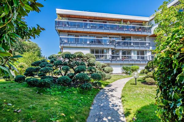 Appartement familial rénové en bordure du Parc de Saint-Cloud