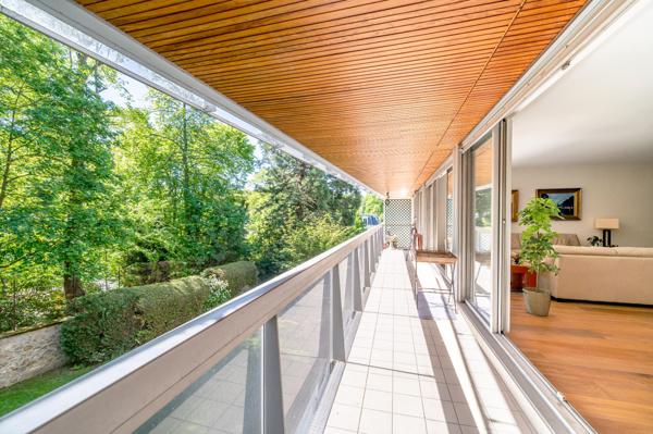 Appartement familial rénové en bordure du Parc de Saint-Cloud