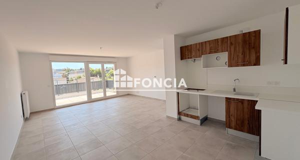 Location Appartement 3 pièces 76.4 m² - Morières-lès-avignon 84310