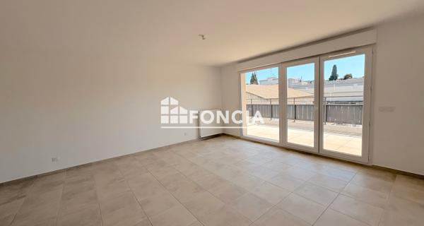 Location Appartement 3 pièces 76.4 m² - Morières-lès-avignon 84310