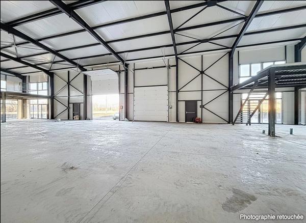 Location Local commercial 1 pièces 400 m2 à Bourgoin-Jallieu