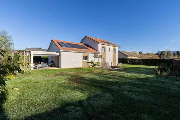 Vente Maison 4 pièces 125 m2 à Les Avenières