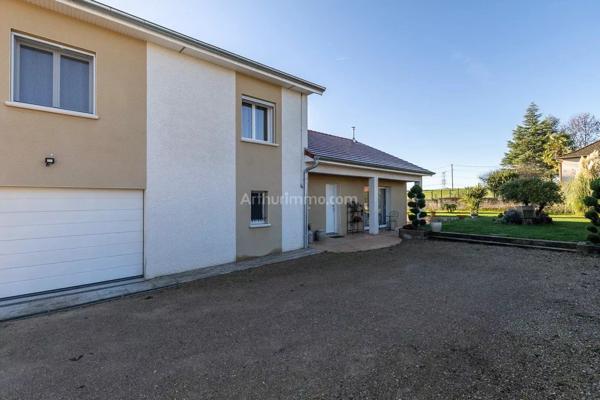 Vente Maison 4 pièces 125 m2 à Les Avenières