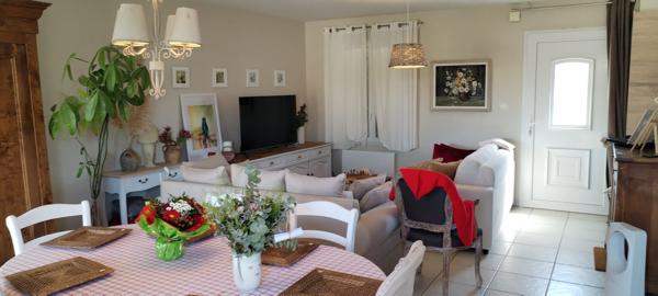 Appartement
                                                                                                                                                                                                                                                                                                                        3 pièce(s)                                                                                                                                                                                                          2 chambre(s)                                                                                                                                                                                                          72.27  m²