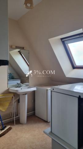 Studio
                                                                                                                                                                                                                                                                                                                        1 pièce(s)                                                                                                                                                                                                                                                                                                                              15  m²