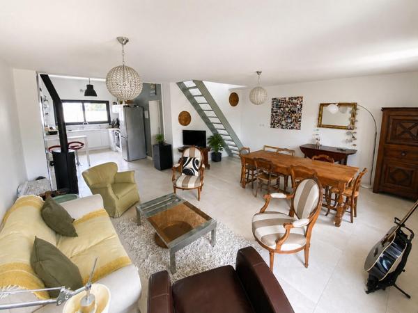 MAISON FAMILIALE T5 DE 122 M²