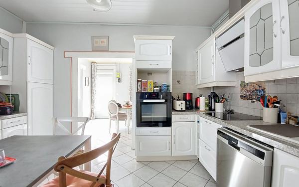 Maison à vendre    3 pièces • 75 m2 Le Petit-Quevilly