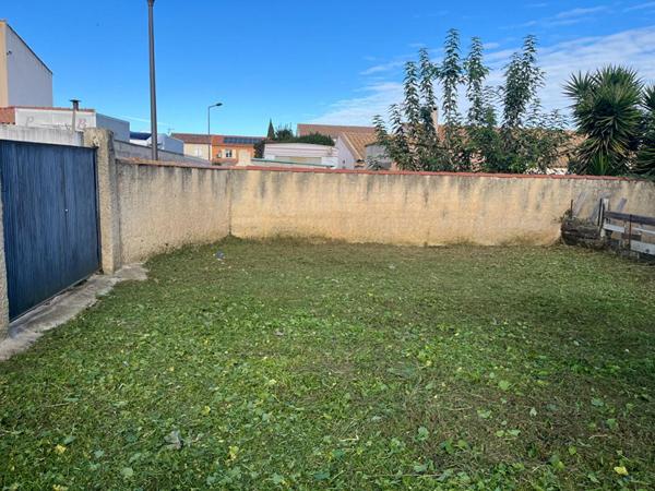 Maison Fos Sur Mer 5 pièce(s) 121 m2 + TERRAIN  663M2 +Piscine  + Double Terrasse