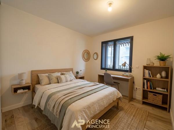 Appartement T4 / Terrasse / Parking / Cave - proche mer - La Rochelle 399 000 € **  - Référence  JH676ED4