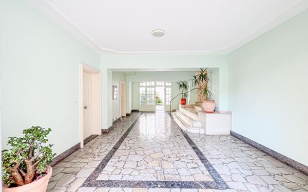 Appartement à vendre    2 pièces • 36,01 m2 Nice