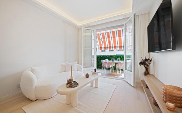 Appartement à vendre    2 pièces • 36,01 m2 Nice