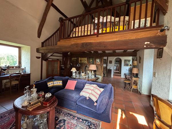Maison La Chapelle Des Marais 4 pièce(s) 144 m2