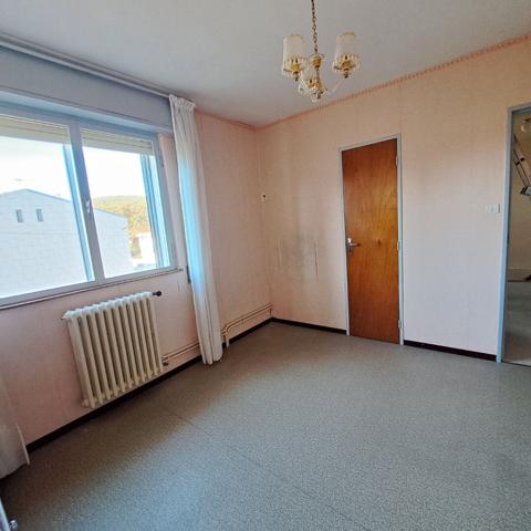 MAISON VILLENEUVE D'OLMES AVEC JOLIE VUE / JARDIN / GARAGE