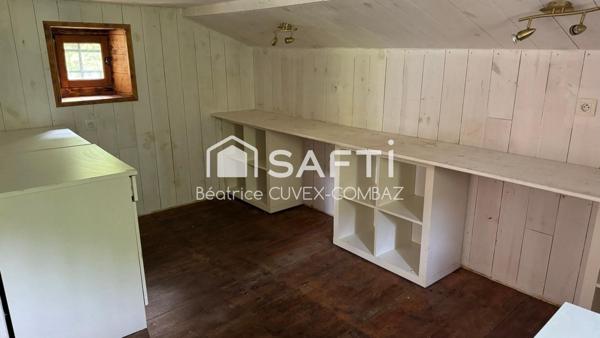 Maison de charme, 168 m2 avec de nombreuses dépendances : buanderie, atelier, cave , rangements.