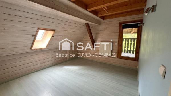 Maison de charme, 168 m2 avec de nombreuses dépendances : buanderie, atelier, cave , rangements.