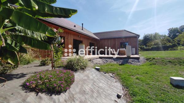 Maison
         6 pièces
        - 200 m² 354 000 € *