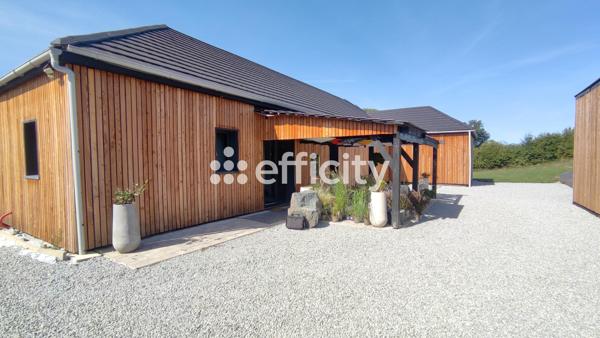 Maison
         6 pièces
        - 200 m² 354 000 € *
