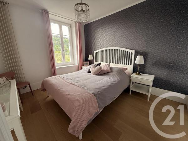 Maison à vendre  14 pièces - 280 m 2   LA CLUSE ET MIJOUX  - 25