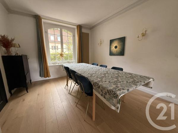 Maison à vendre  14 pièces - 280 m 2   LA CLUSE ET MIJOUX  - 25