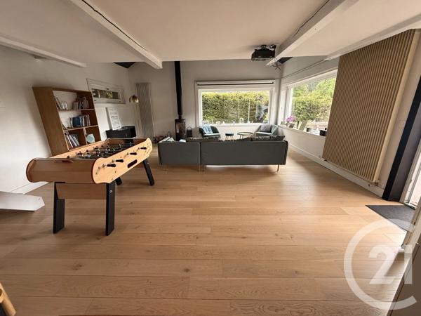 Maison à vendre  14 pièces - 280 m 2   LA CLUSE ET MIJOUX  - 25
