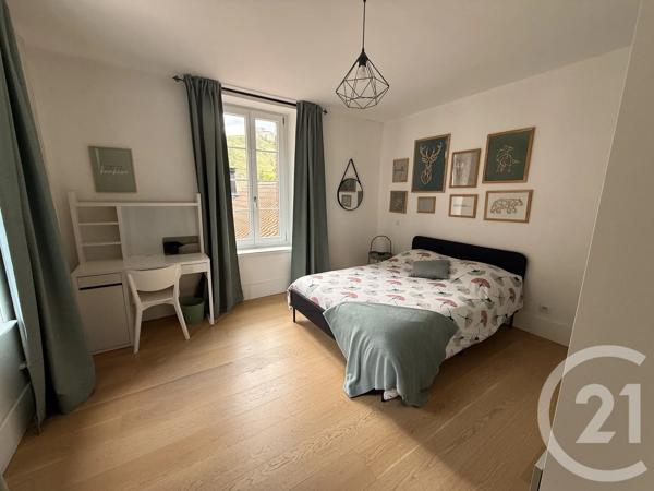 Maison à vendre  14 pièces - 280 m 2   LA CLUSE ET MIJOUX  - 25