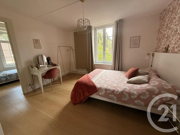 Maison à vendre  14 pièces - 280 m 2   LA CLUSE ET MIJOUX  - 25