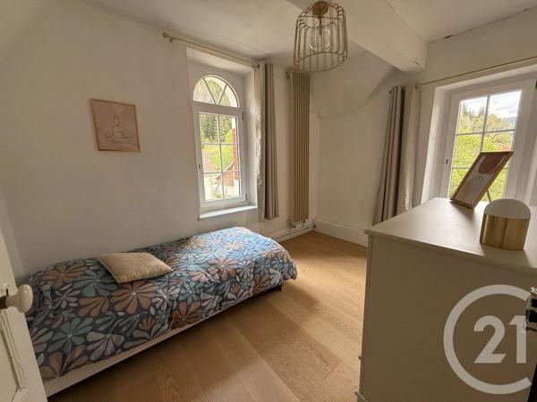 Maison à vendre  14 pièces - 280 m 2   LA CLUSE ET MIJOUX  - 25