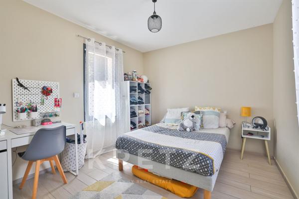 Maison de plain-pied avec piscine à 10 minutes de La Rochelle